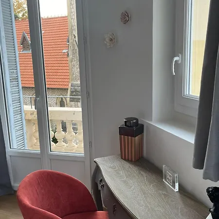 Hotel La Victor Hugo 3*