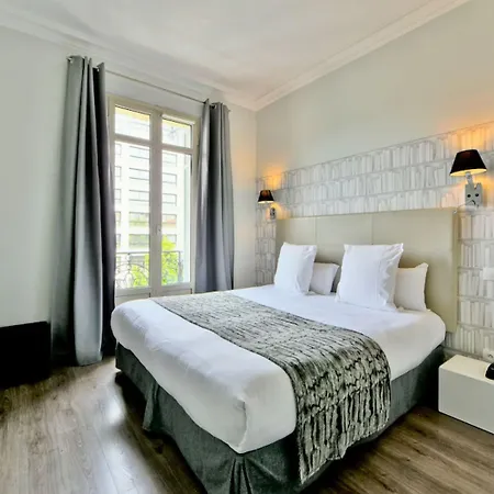 La Victor Hugo Hotel 3*