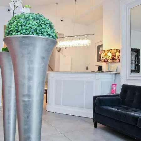 尼斯雨果拉维拉酒店 尼斯