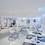 尼斯雨果拉维拉酒店