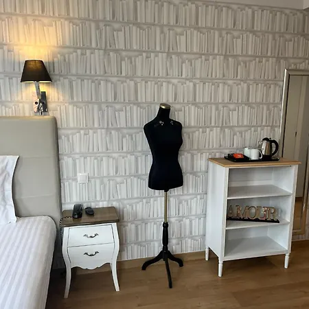 La Victor Hugo Otel
