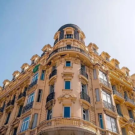 La Victor Hugo Hotel 3*