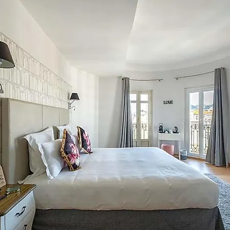 La Victor Hugo 3*
