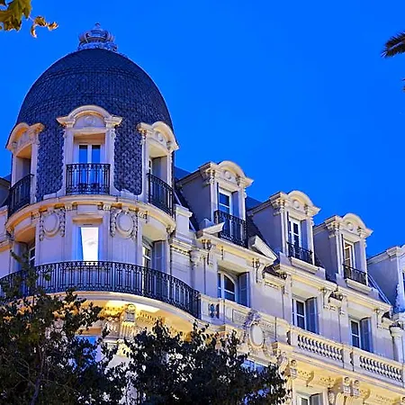 La Victor Hugo 3*