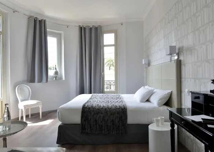 La Victor Hugo Hotel