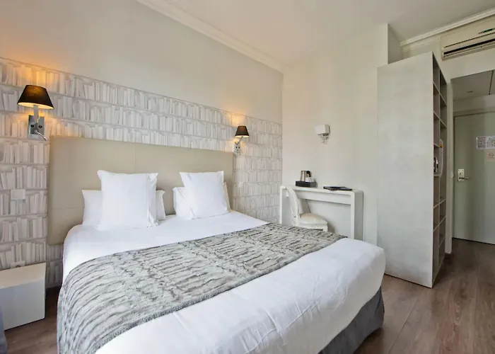 酒店 尼斯雨果拉维拉酒店 3*