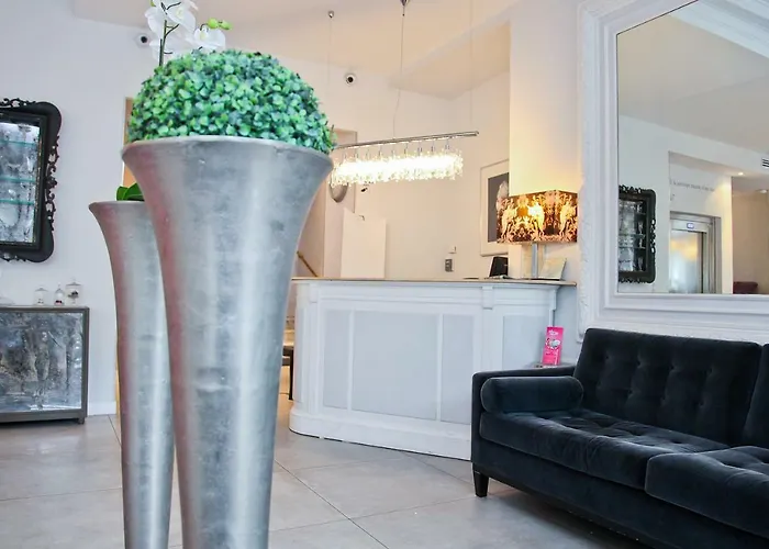 尼斯雨果拉维拉酒店 尼斯