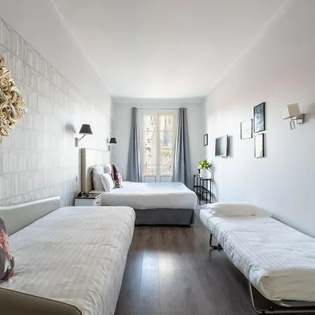 Hotell La Victor Hugo 3*