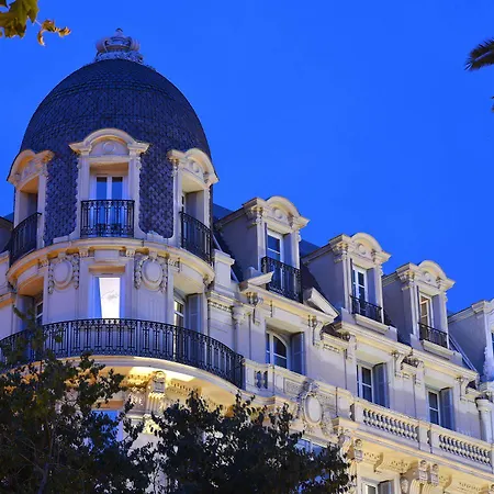 La Victor Hugo Отель 3*